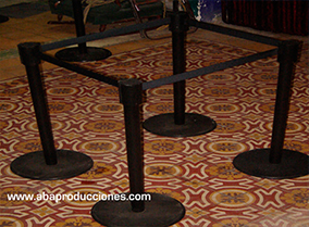 RENTA DE VALLAS TIPO POPOTILLO, VALLAS ANTIMOTIN, VALLAS TIPO BARRICADA Y RENTA DE GRADAS Y RENTA UNIFILAS EN EL DF