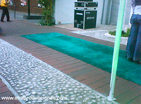 RENTA DE VALLAS TIPO POPOTILLO, VALLAS ANTIMOTIN, VALLAS TIPO BARRICADA Y RENTA DE GRADAS Y ALQUILER EN EL DF DE UNIFILAS